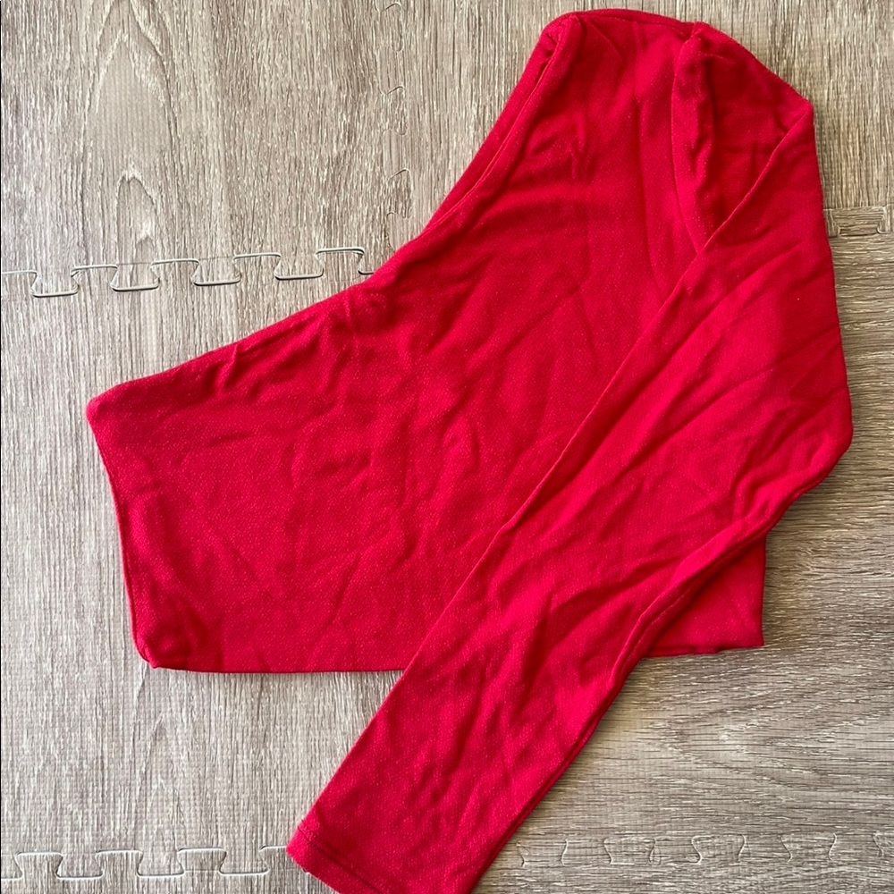 Cropped one sleeve